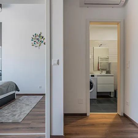 Cozy New Free Private Parking