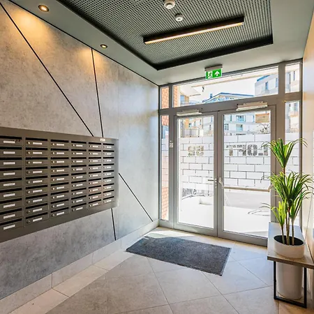 Cozy New Free Private Parking