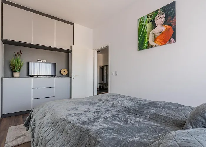 Appartement Cozy New Free Private Parking